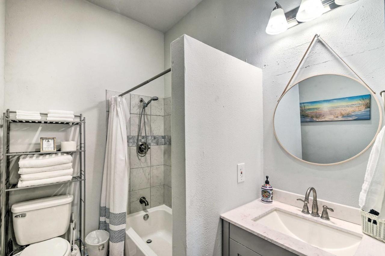 Galveston Home About 1 Mi To Pier, Fishing, And Beaches Extérieur photo