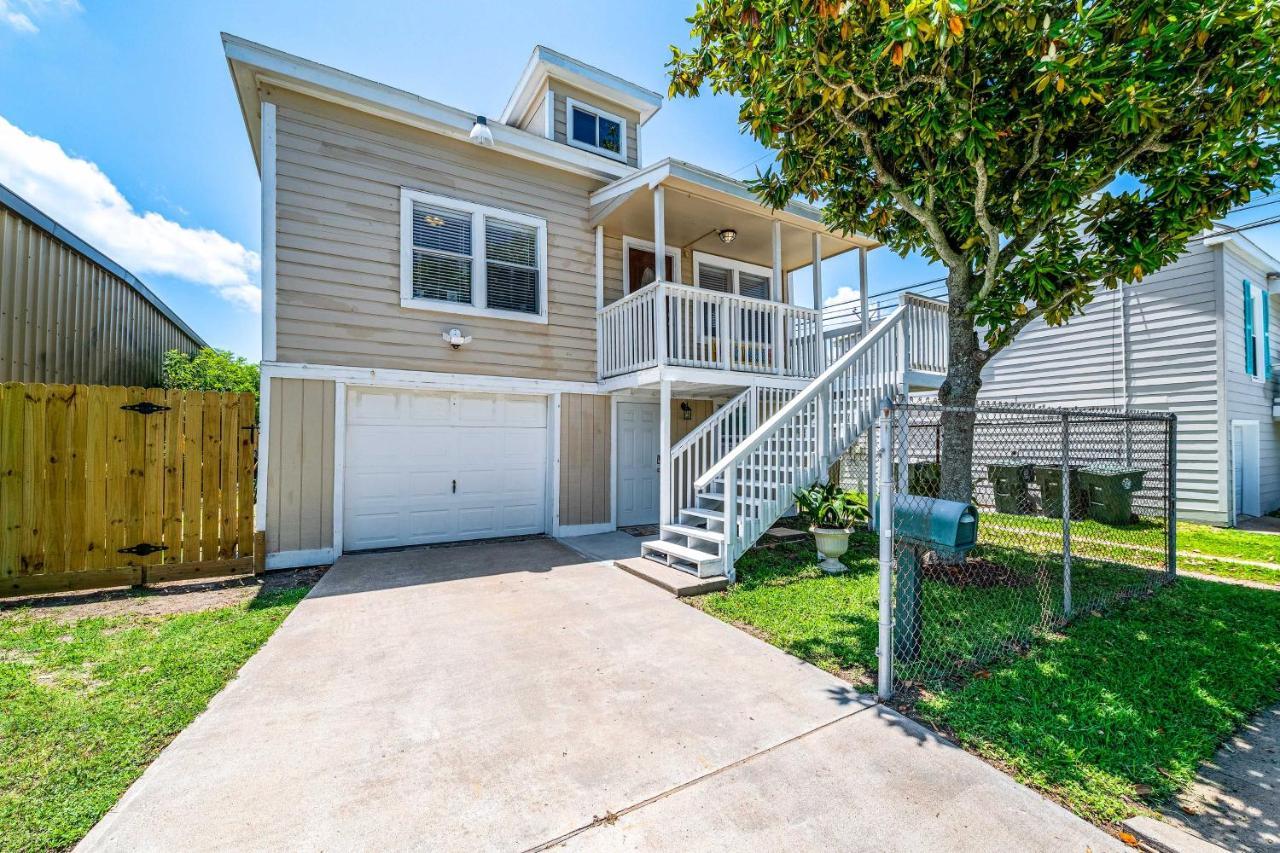 Galveston Home About 1 Mi To Pier, Fishing, And Beaches Extérieur photo